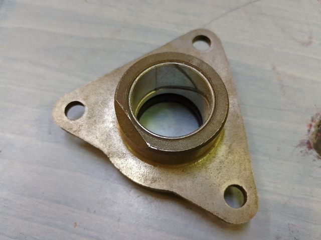 bontott FIAT TIPO Vezérműtengely Ház