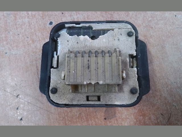 bontott FIAT TIPO Bal első Ablakemelő Kapcsoló