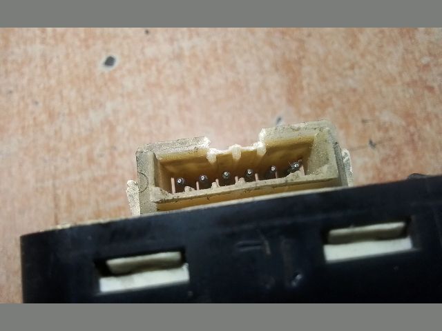 bontott FIAT TIPO Bal első Ablakemelő Kapcsoló