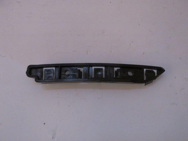 bontott FIAT TIPO Bal első Lökhárító Tartó (Műanyag)