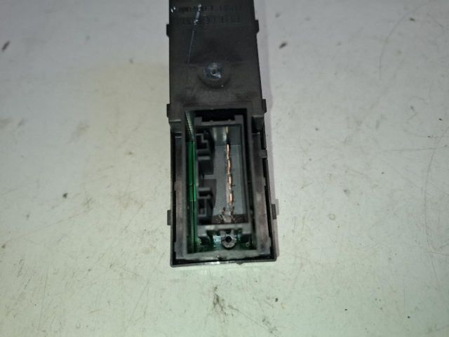 bontott FIAT TIPO Bal hátsó Ablakemelő Kapcsoló