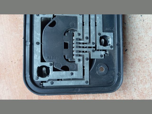 bontott FIAT TIPO Bal Hátsó Lámpa Foglalat