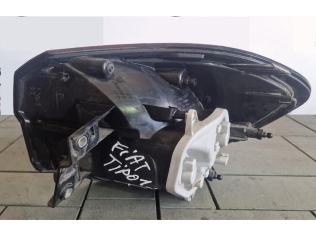 bontott FIAT TIPO Bal Külső Hátsó Lámpa