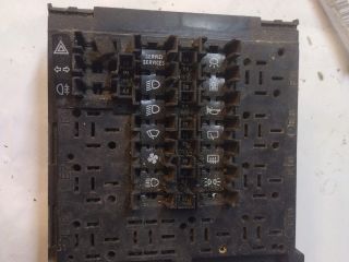 bontott FIAT TIPO Biztosítéktábla Utastér