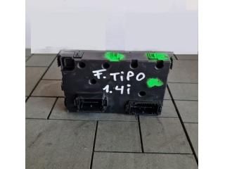 bontott FIAT TIPO Biztosítéktábla Utastér