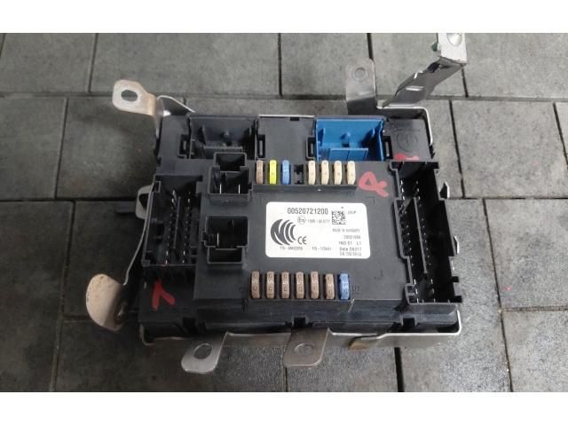 bontott FIAT TIPO Biztosítéktábla Utastér