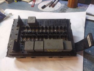 bontott FIAT TIPO Biztosítéktábla Utastér