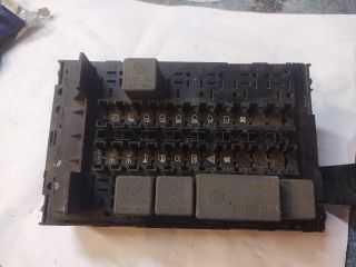 bontott FIAT TIPO Biztosítéktábla Utastér