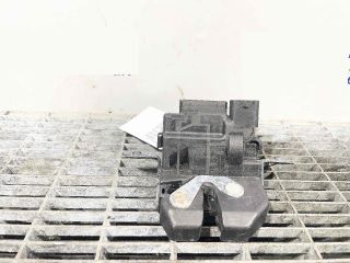 bontott FIAT TIPO Csomagtérajtó Ütköző