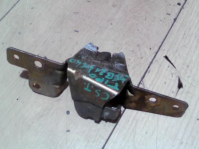 bontott FIAT TIPO Csomagtérajtó Zárszerkezet