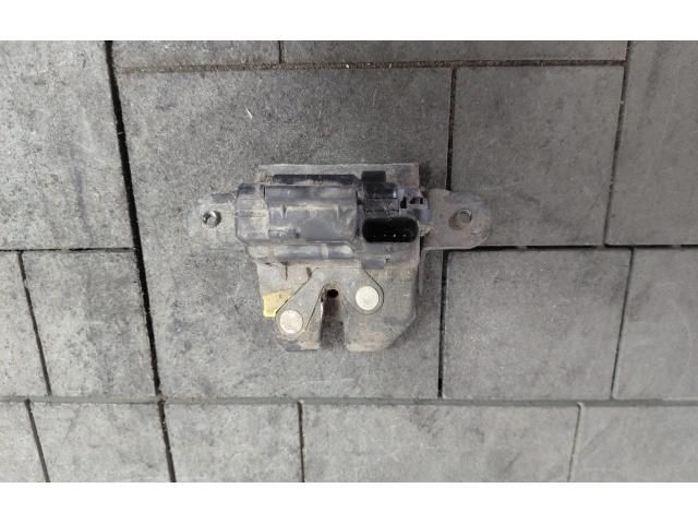 bontott FIAT TIPO Csomagtérajtó Zárszerkezet