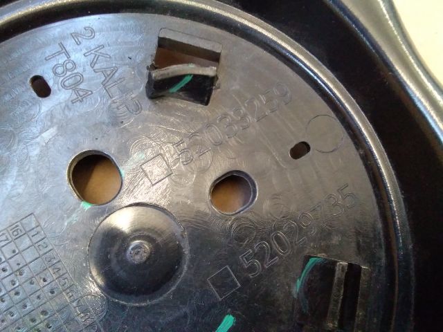 bontott FIAT TIPO Első Lökhárító Alsó Középső Díszrács