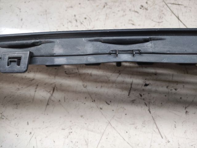 bontott FIAT TIPO Első Lökhárító Alsó Középső Díszrács