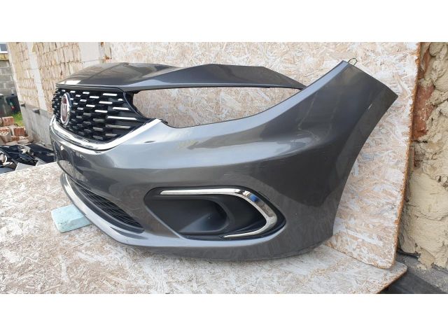 bontott FIAT TIPO Első Lökhárító (Részeivel)
