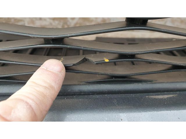 bontott FIAT TIPO Első Lökhárító (Részeivel)