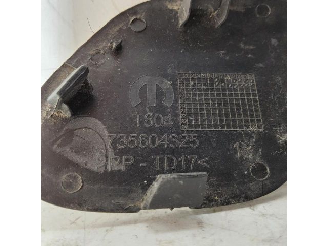 bontott FIAT TIPO Első Vonószem Burkolat