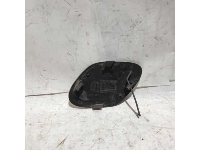 bontott FIAT TIPO Első Vonószem Burkolat