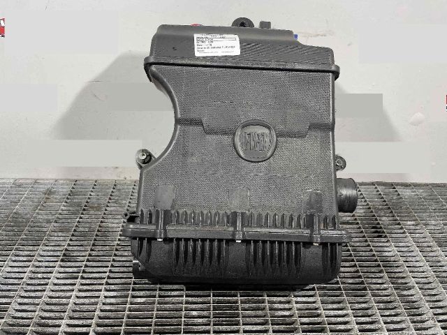 bontott FIAT TIPO Felső Hűtőburkolat