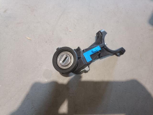 bontott FIAT TIPO Gyújtáskapcsoló Házzal