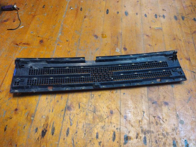 bontott FIAT TIPO Hűtőrács