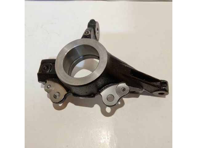 bontott FIAT TIPO Jobb első Csonkállvány Kerékaggyal