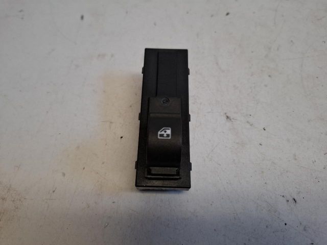 bontott FIAT TIPO Jobb hátsó Ablakemelő Kapcsoló