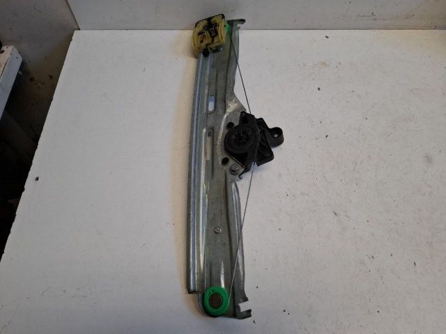 bontott FIAT TIPO Jobb hátsó Ablakemelő Szerkezet (Elektromos)