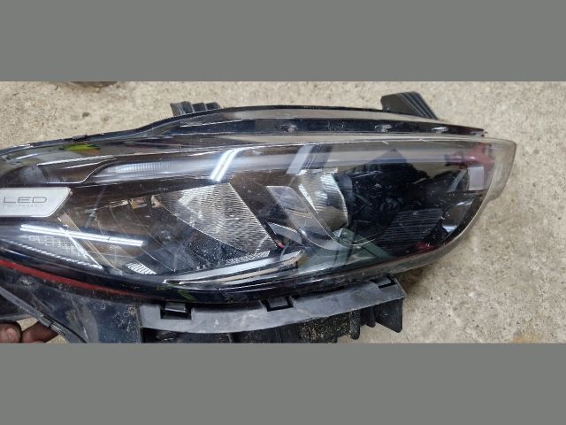 bontott FIAT TIPO Jobb Ledes Fényszóró