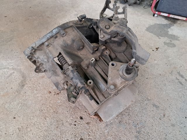 bontott FIAT ULYSSE Váltó (Mechanikus)