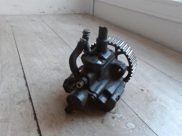 bontott FIAT ULYSSE Nagynyomású Szivattyú