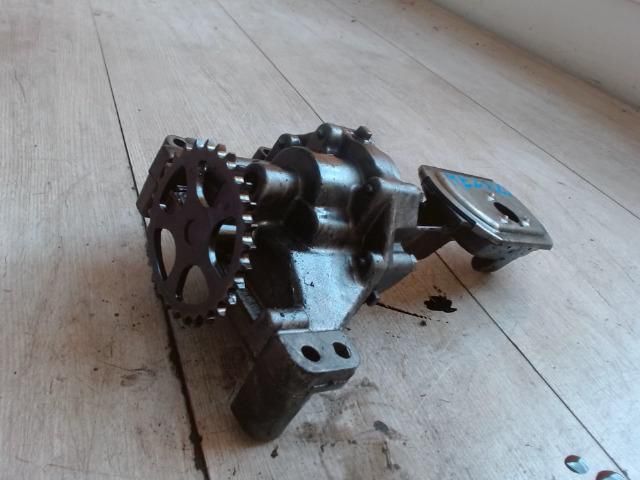 bontott FIAT ULYSSE Olajszivattyú