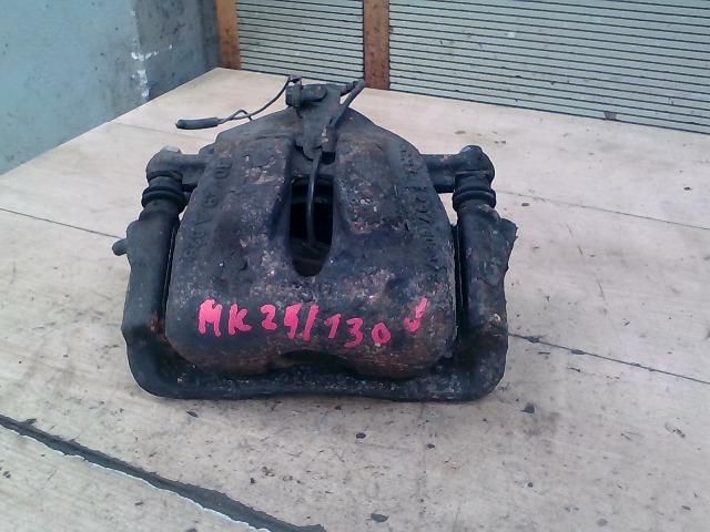 bontott FIAT ULYSSE Jobb első Féknyereg Munkahengerrel