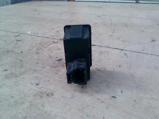 bontott FIAT ULYSSE Ablakemelő Kapcsoló (Pozíciófüggetlen)