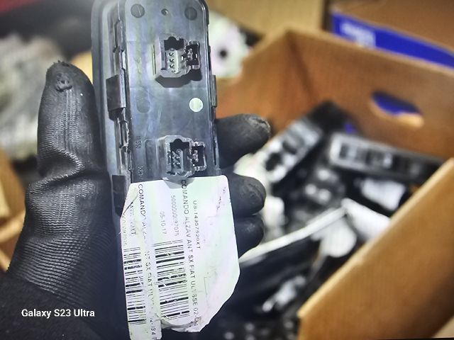 bontott FIAT ULYSSE Bal első Ablakemelő Kapcsoló