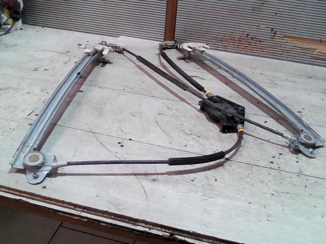 bontott FIAT ULYSSE Bal első Ablakemelő Szerkezet (Elektromos)