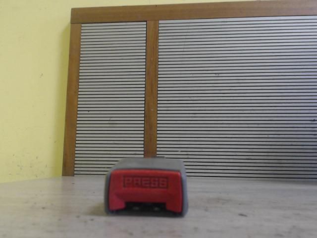 bontott FIAT ULYSSE Bal első Biztonsági Öv Csat