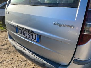 bontott FIAT ULYSSE Csomagtérajtó (Üres lemez)