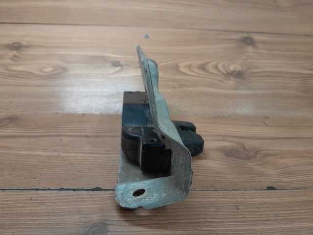 bontott FIAT ULYSSE Csomagtérajtó Zárszerkezet