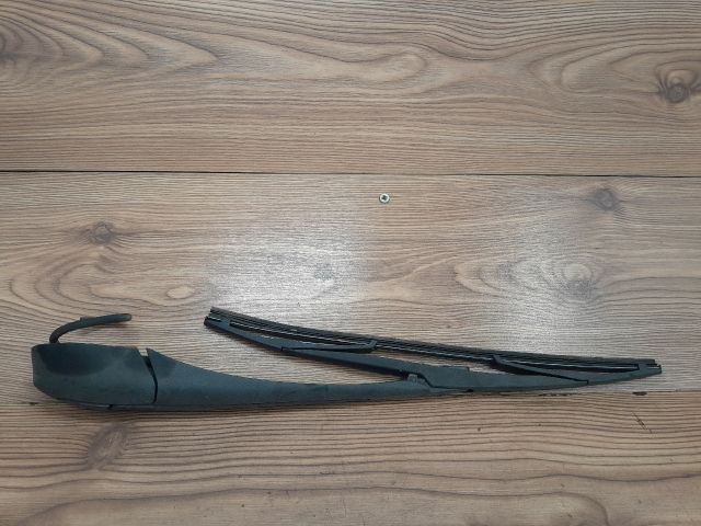 bontott FIAT ULYSSE Hátsó Ablaktörlő Kar