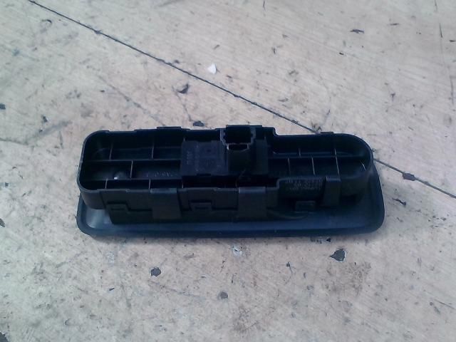 bontott FIAT ULYSSE Jobb első Ablakemelő Kapcsoló