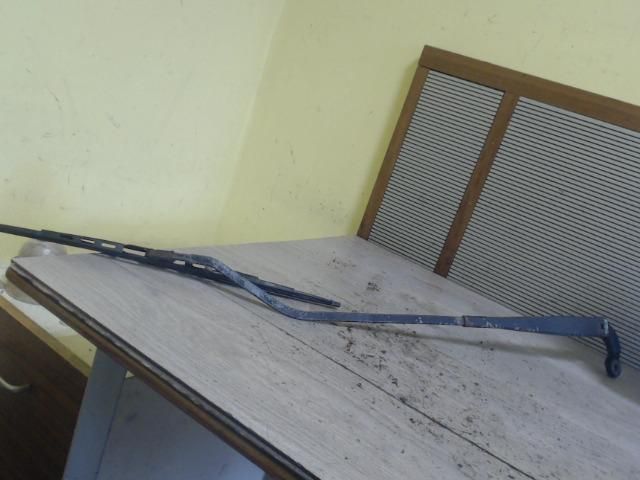 bontott FIAT ULYSSE Jobb első Ablaktörlő Kar