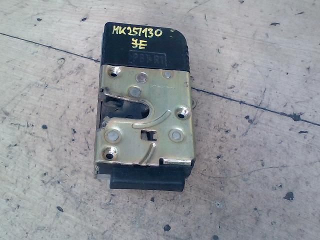 bontott FIAT ULYSSE Jobb első Ajtózár