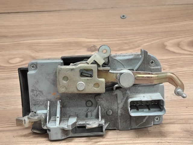 bontott FIAT ULYSSE Jobb első Ajtózár