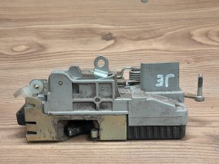 bontott FIAT ULYSSE Jobb első Ajtózár