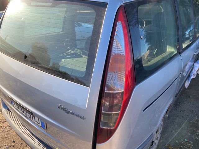 bontott FIAT ULYSSE Jobb Hátsó Lámpa