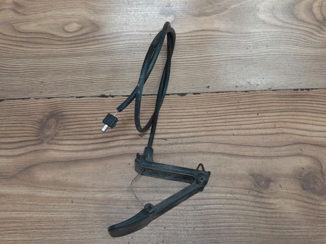 bontott FIAT ULYSSE Motorháztető Nyitó Kar / Gomb