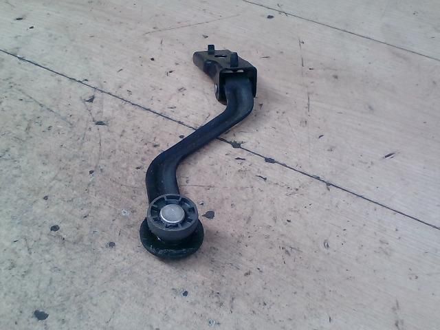 bontott FIAT ULYSSE Tolóajtó Sín Görgő