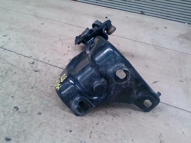 bontott FIAT ULYSSE Tolóajtó Sín Görgő