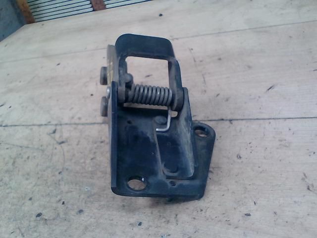 bontott FIAT ULYSSE Tolóajtó Sín Görgő