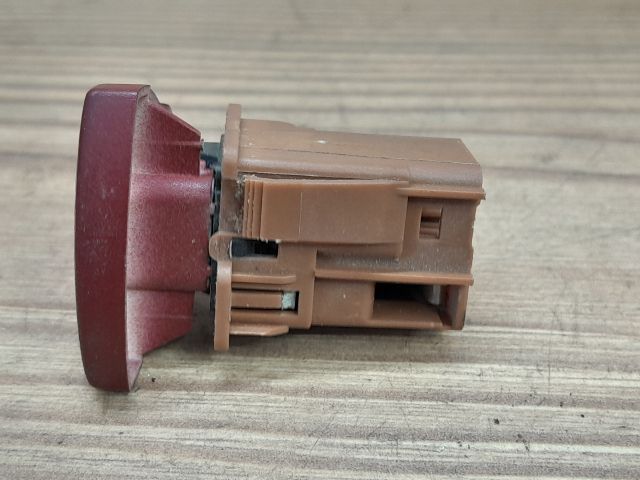 bontott FIAT ULYSSE Vészvillogó Kapcsoló